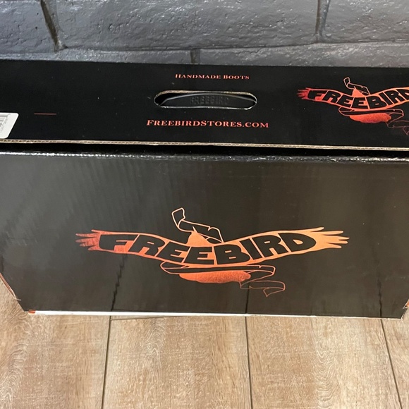 Freebird Coal Boots size 9 - Picture 9 of 10